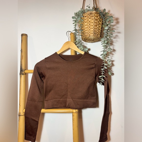 Aeropostale Longsleeve - Size M - Picture 1 of 5